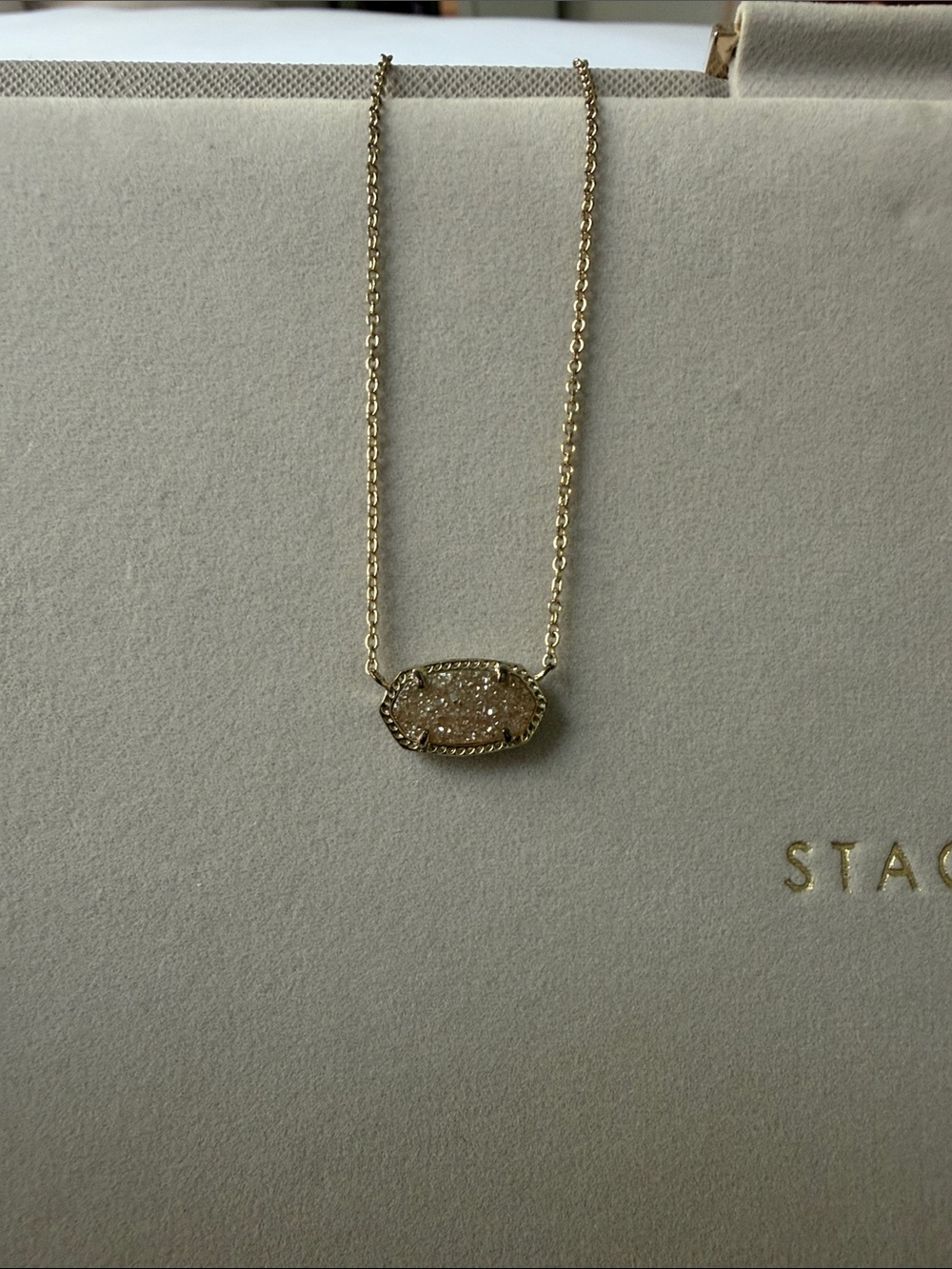 Kendra Scott Elisa Drusy Necklace - Picture 2 of 3